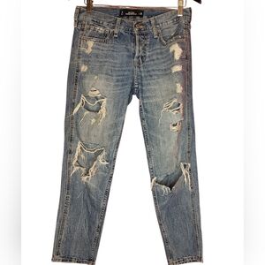 Hollister Vintage Boyfriend Jeans Destructed‎ Distressed Jeans Size 3 Waist 26
